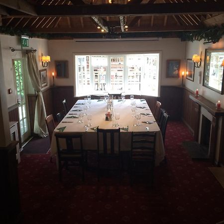 The Wheatsheaf Inn Cuckfield Exterior photo