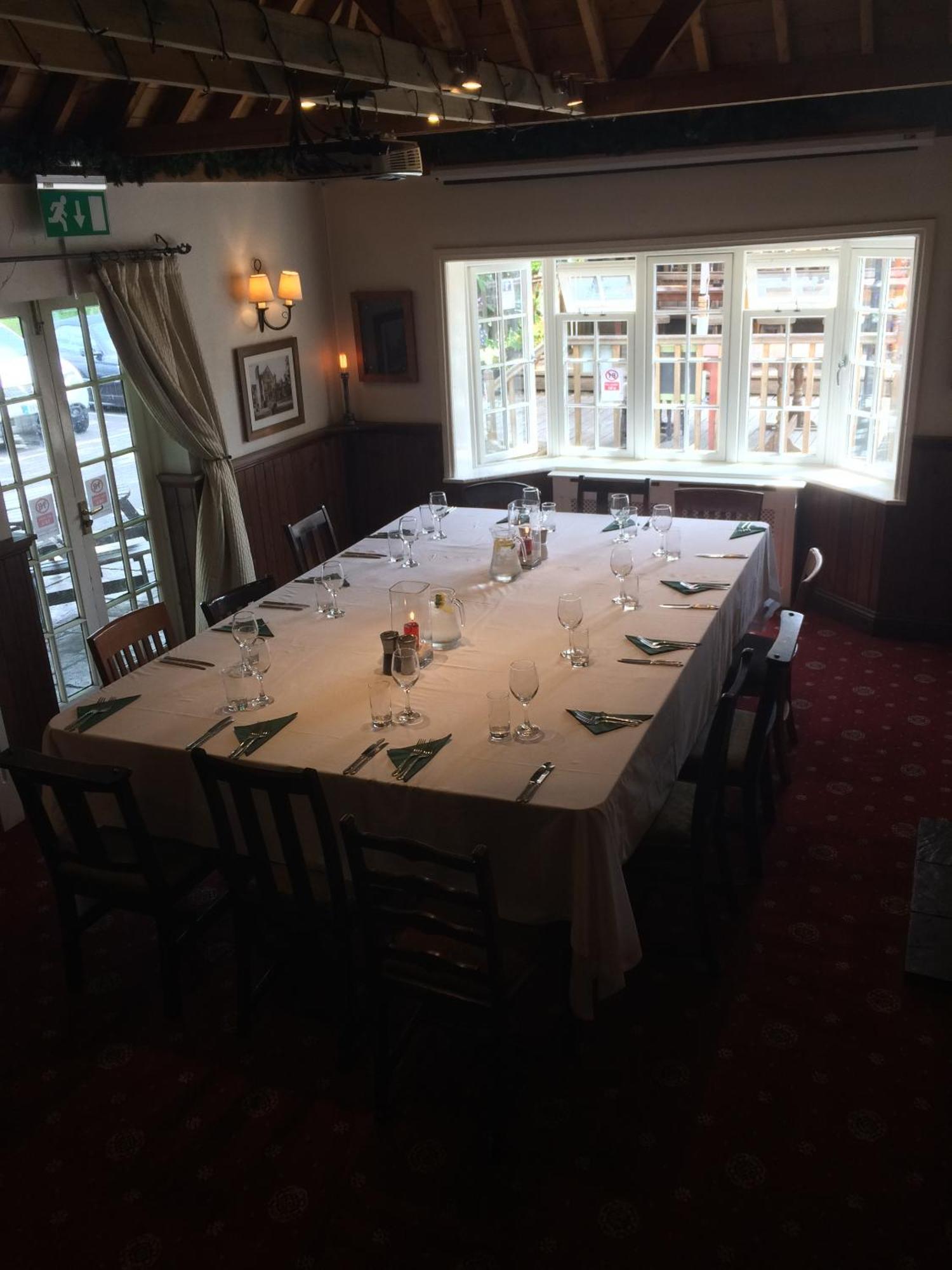 The Wheatsheaf Inn Cuckfield Exterior photo